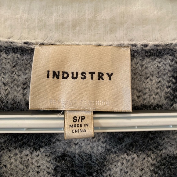 Industry Sweater/Cardigan - Picture 4 of 4